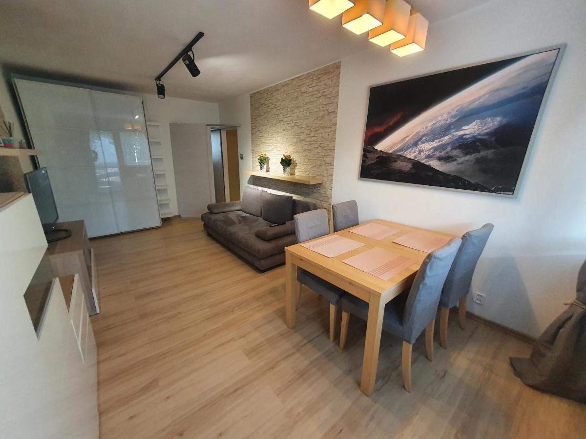 Apartament Gdynia Kazart.Pl 2アパートメント エクステリア 写真